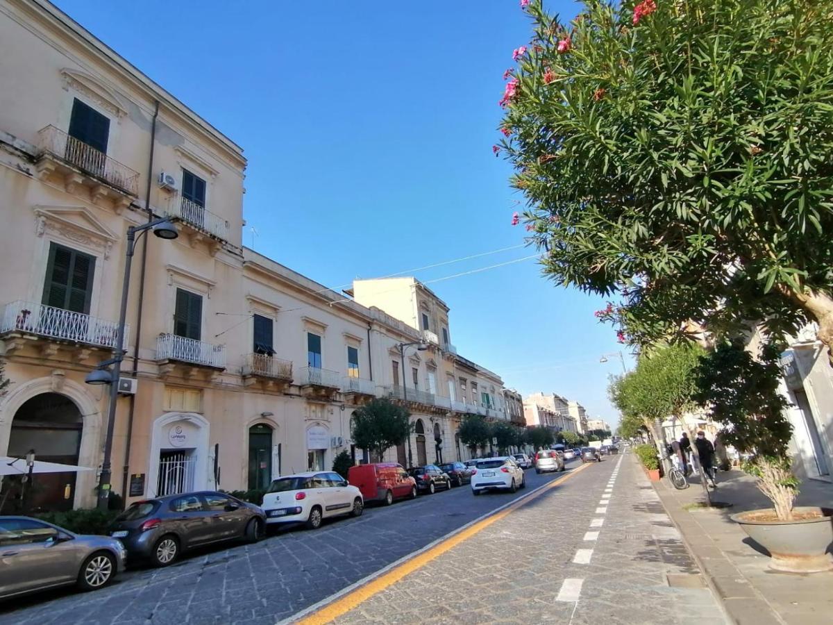 Casa Smile Apartment Syracuse Bagian luar foto